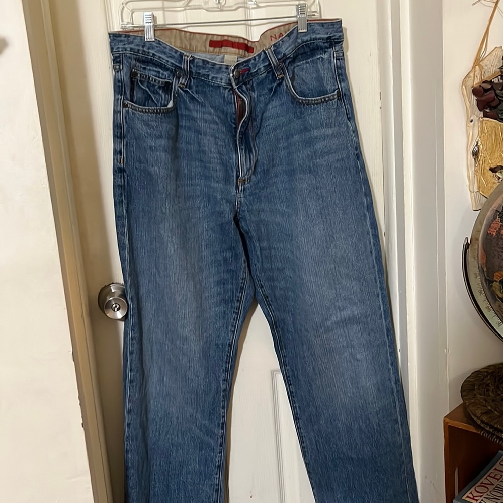 slightly worn nautica straight leg jeans!